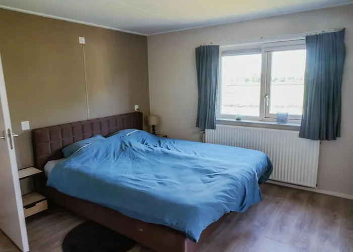 Dom wakacyjny Luxe Woning Warnstee *