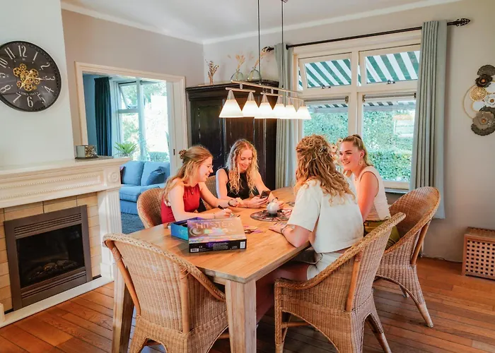 Dom wakacyjny Luxe Woning Warnstee *